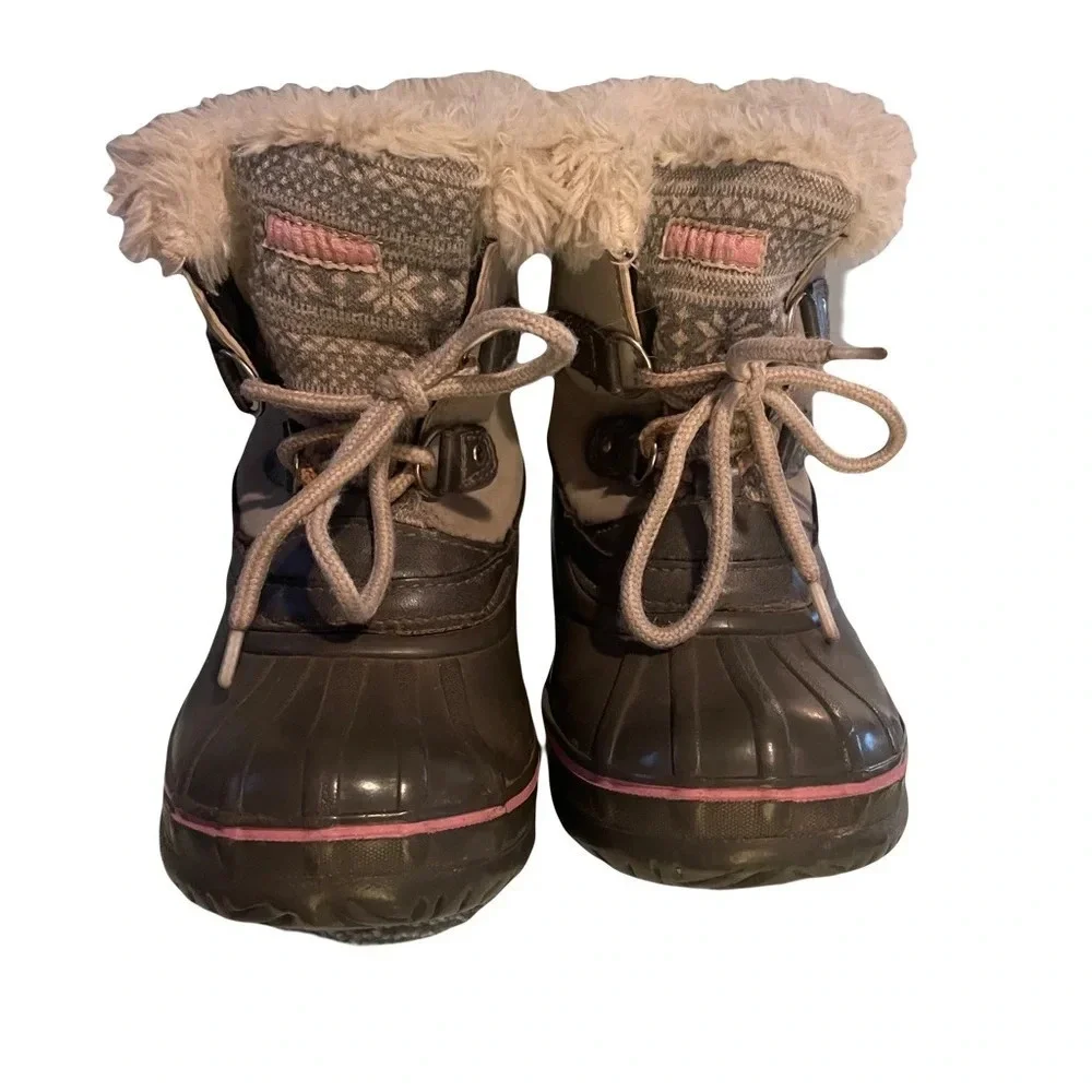 London Fog winter boots girls gray with/pink trim with faux fur lining size 12